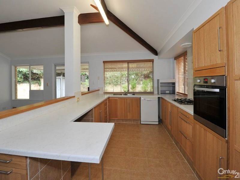 20 Breaker Close, Silver Sands WA 6210