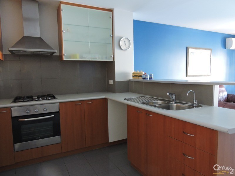 40/206 Mary Street, Halls Head WA 6210