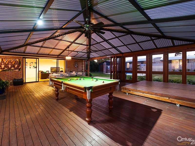 18 Loaring Street, Mandurah WA 6210