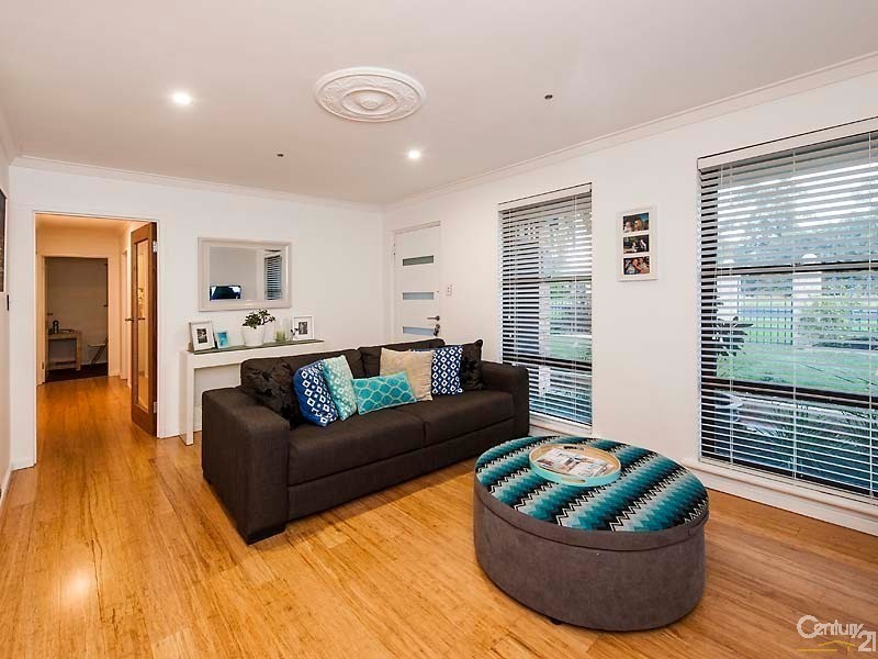 18 Loaring Street, Mandurah WA 6210