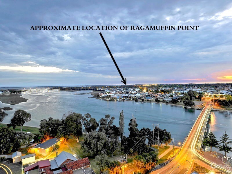 11 Ragamuffin Point, Halls Head WA 6210