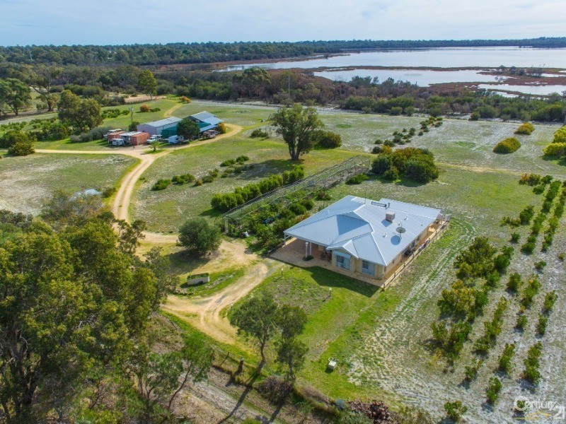 146 Caponi Road, Barragup WA 6209