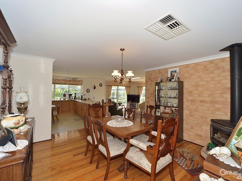 146 Caponi Road, Barragup WA 6209