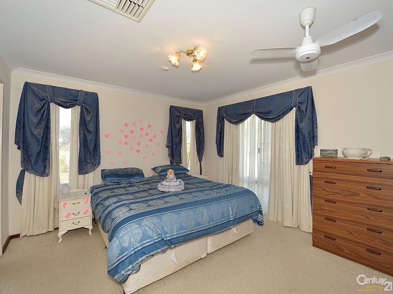 146 Caponi Road, Barragup WA 6209