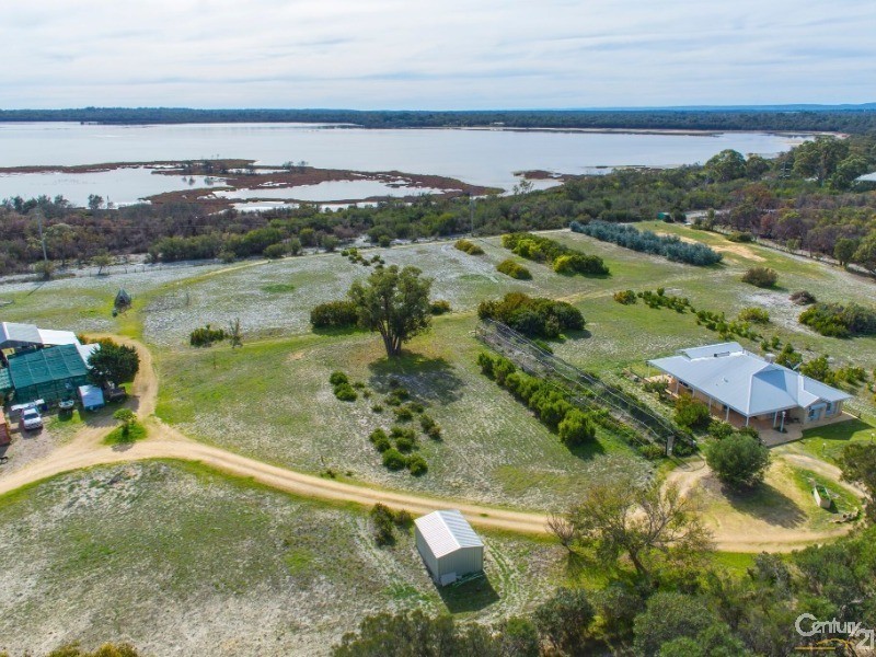 146 Caponi Road, Barragup WA 6209
