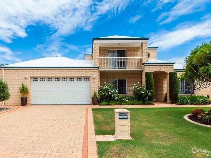 12 Batavia Avenue, Wannanup WA 6210