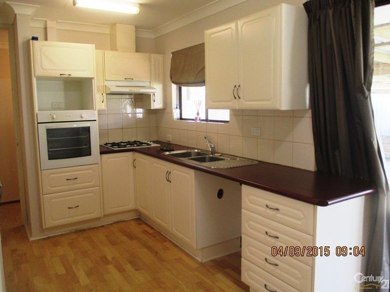 6 Kingia Place, Pinjarra WA 6208