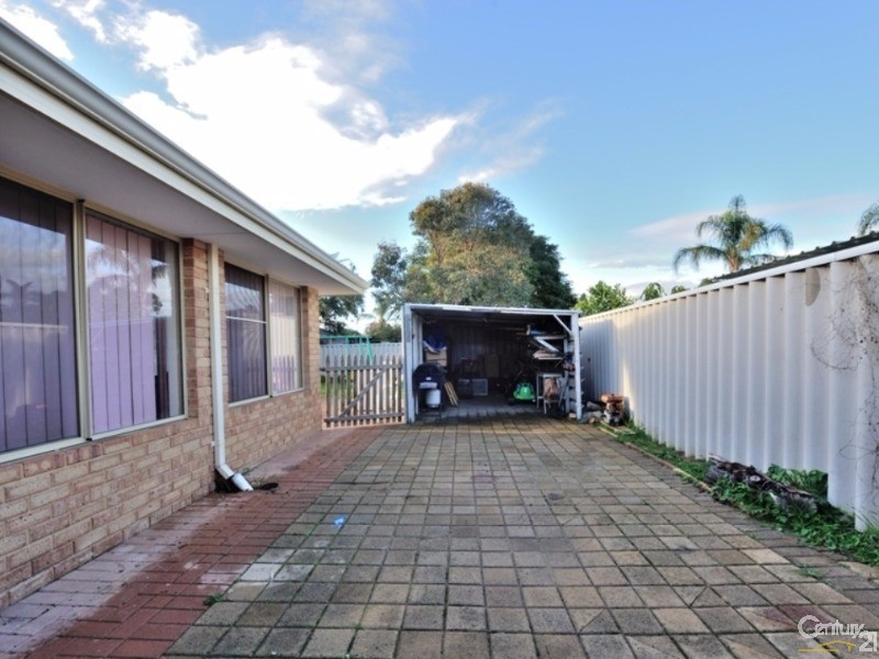 18 Buchanan Elbow, Greenfields WA 6210