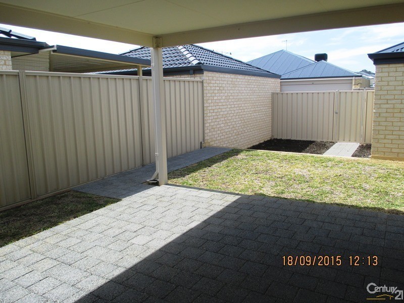 7 Hirono Approach, Meadow Springs WA 6210