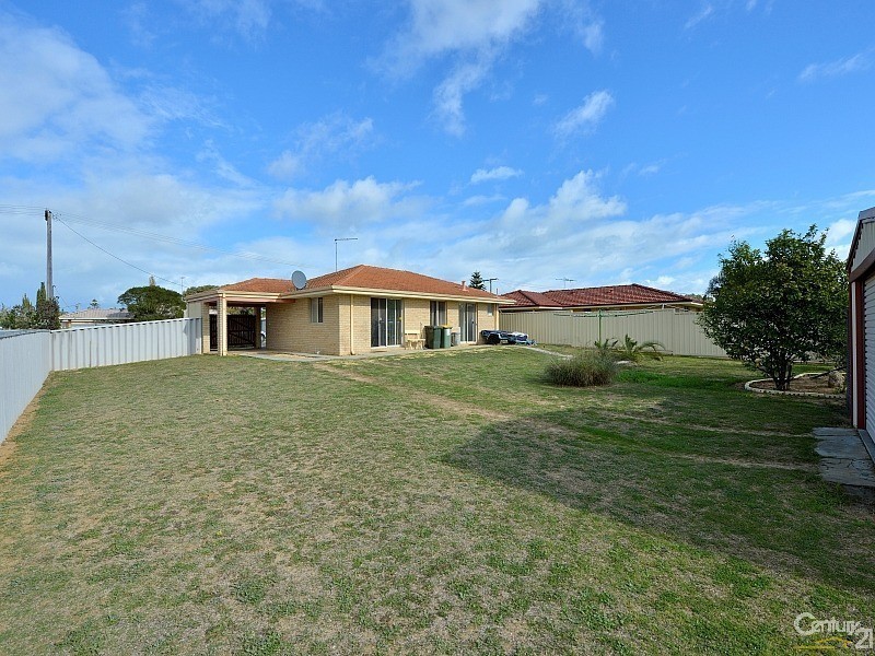 12 Casula Avenue, Coodanup WA 6210