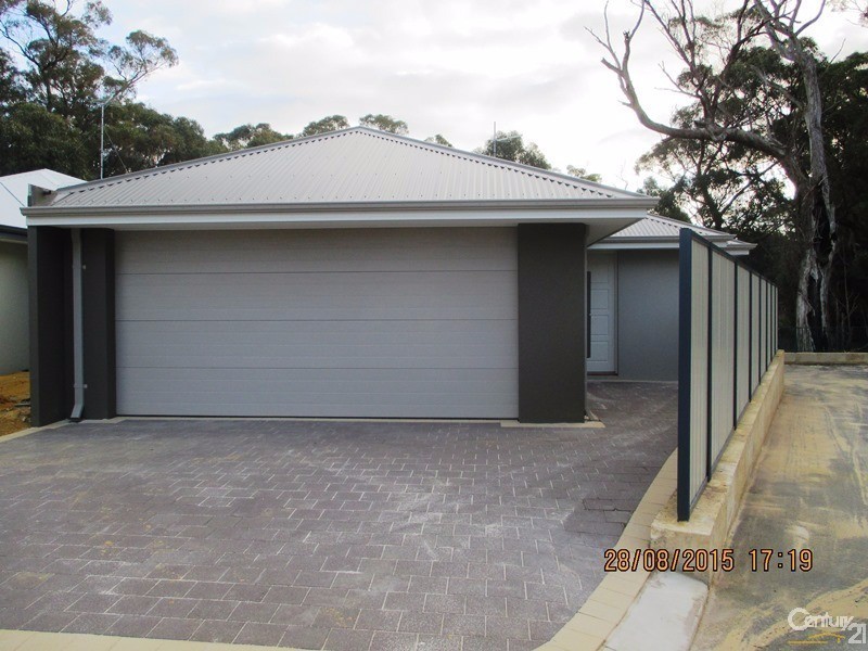 5 Galveston Court, Meadow Springs WA 6210