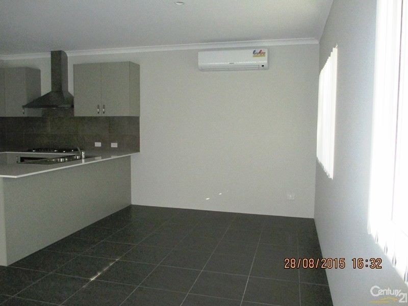 5 Galveston Court, Meadow Springs WA 6210