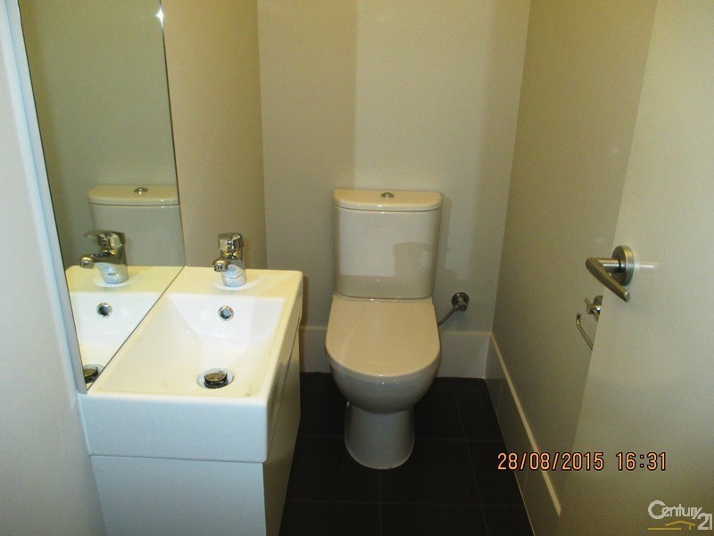 5 Galveston Court, Meadow Springs WA 6210