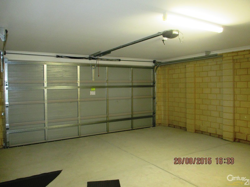 5 Galveston Court, Meadow Springs WA 6210