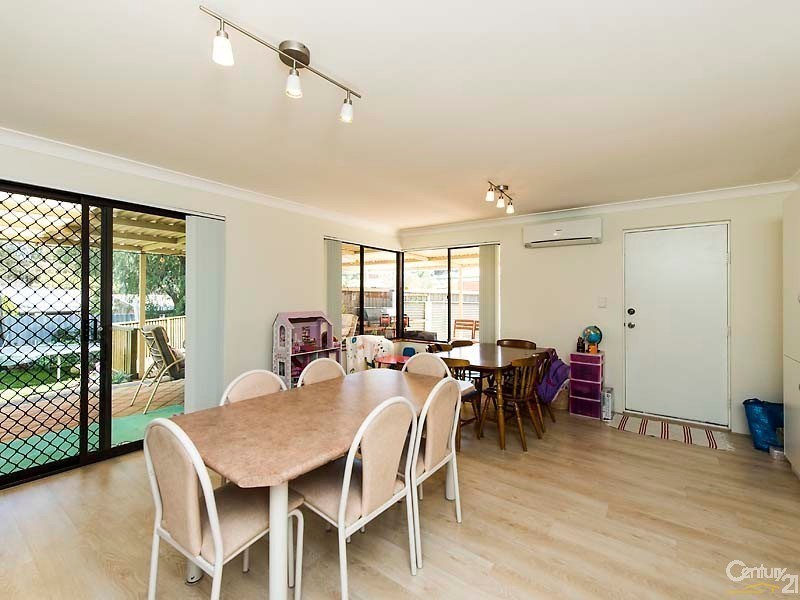 49 Carina Circle, Halls Head WA 6210