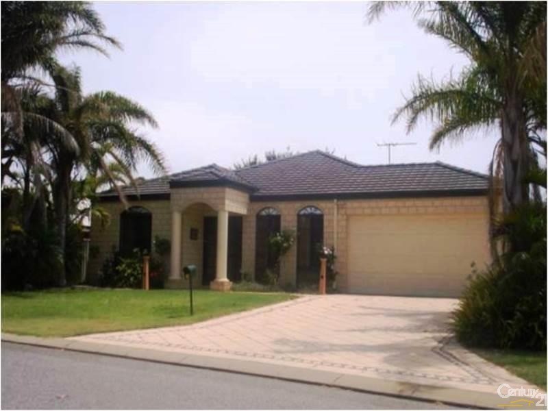 18 Suncrest Meander, Meadow Springs WA 6210