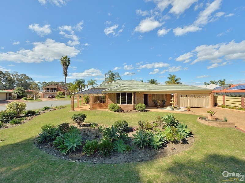 1 Dale Close, Halls Head WA 6210