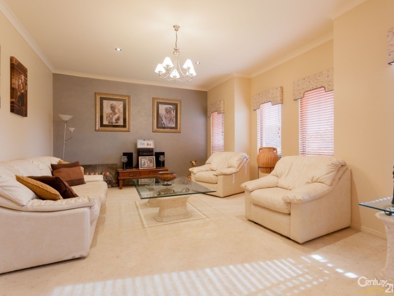 5 Fistina Ramble, Halls Head WA 6210