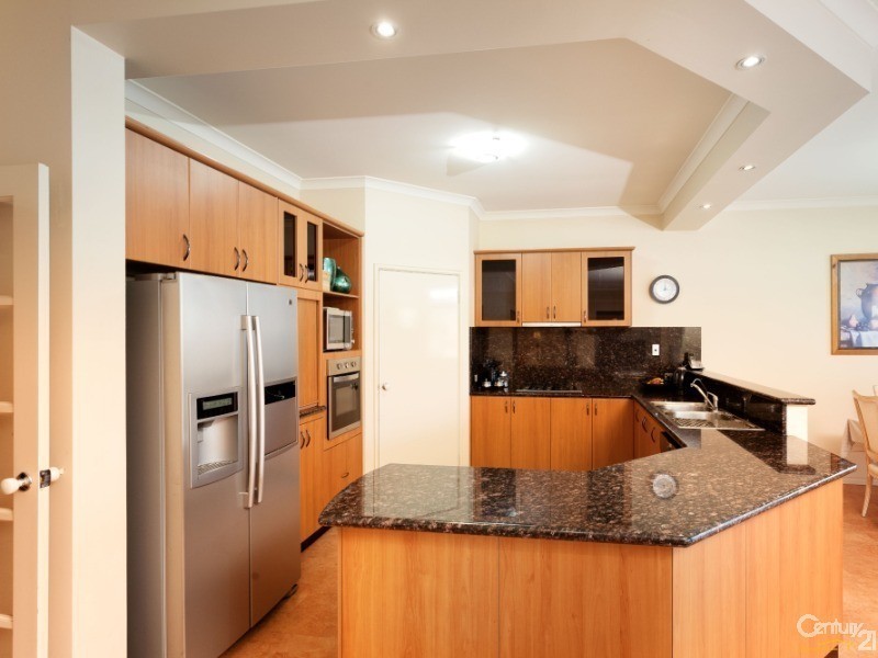 5 Fistina Ramble, Halls Head WA 6210