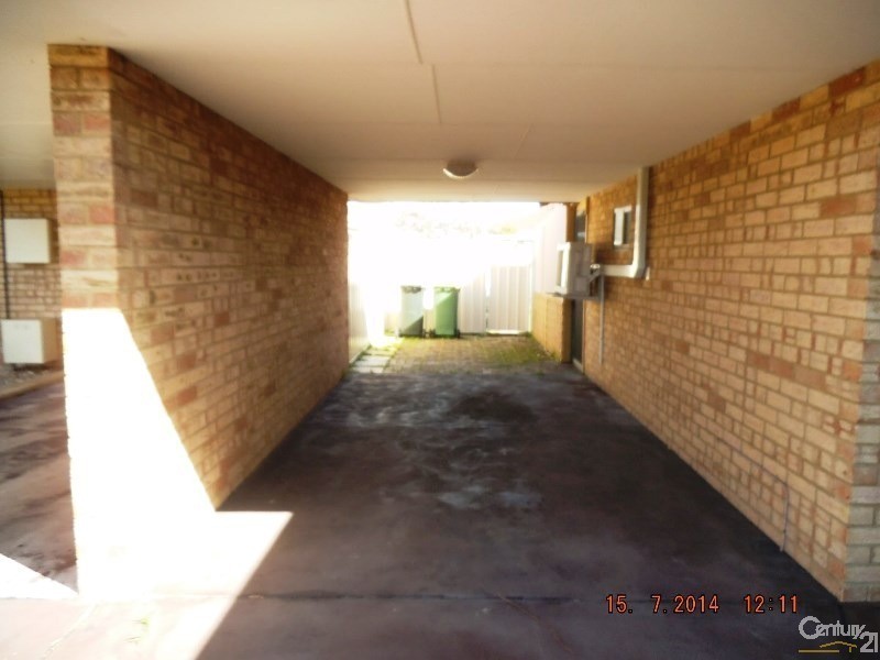 2/15 St Laurent Close, Greenfields WA 6210