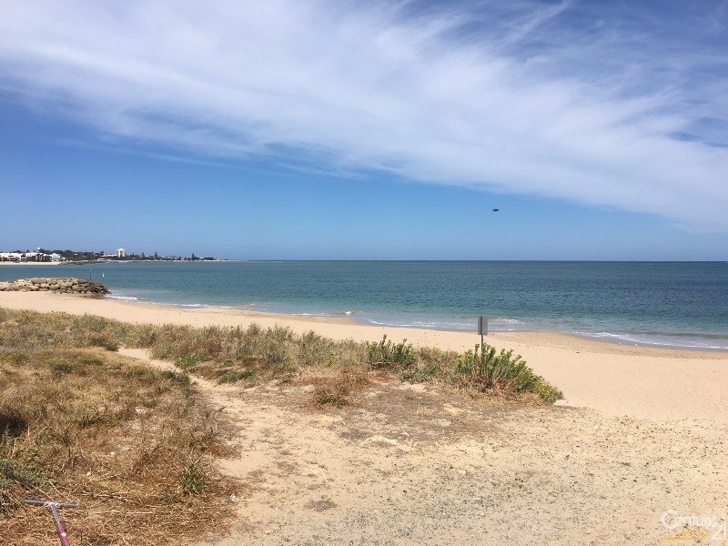 3/18 Henson Street, Silver Sands WA 6210