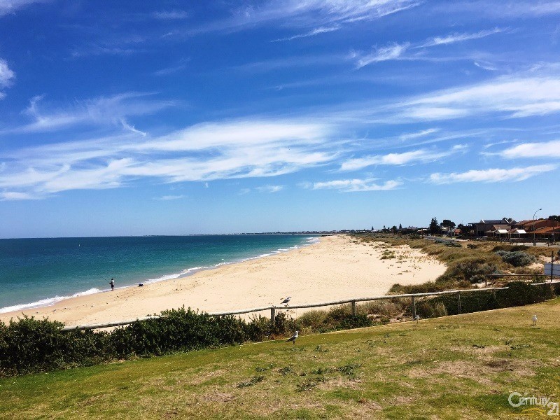 3/18 Henson Street, Silver Sands WA 6210