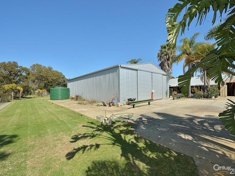 94 Lymon Road, Stake Hill WA 6181