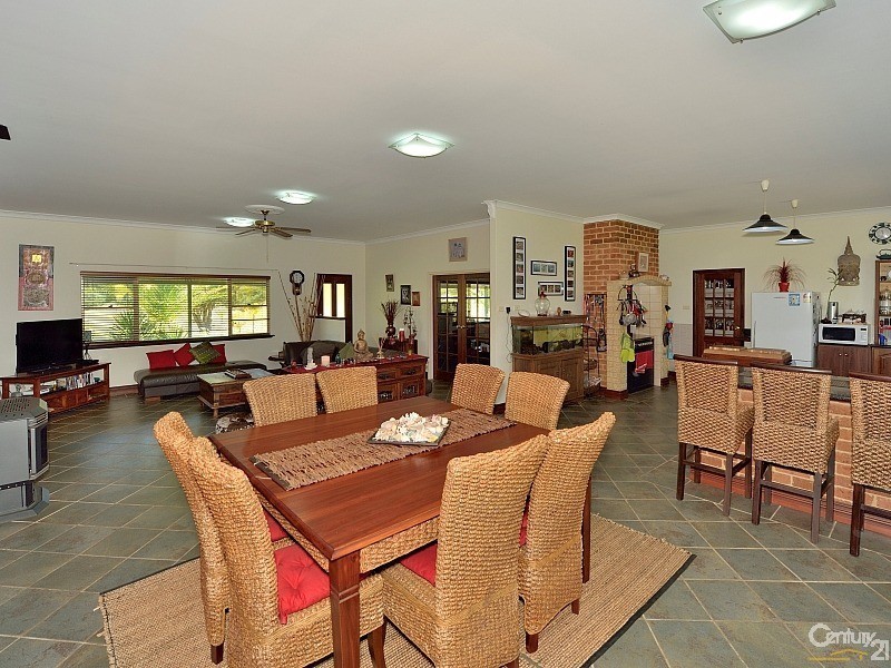 94 Lymon Road, Stake Hill WA 6181