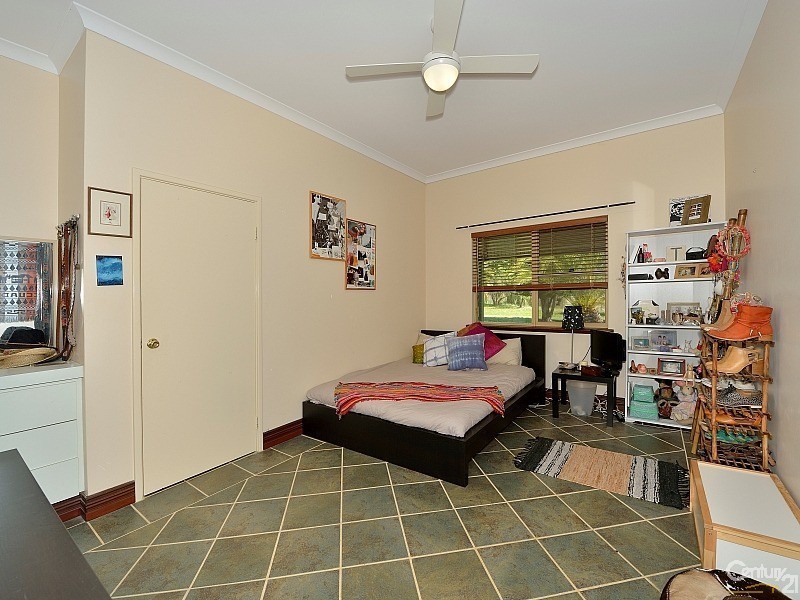 94 Lymon Road, Stake Hill WA 6181