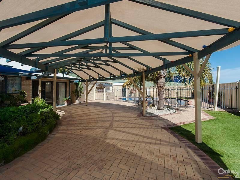 4 Eucalypt Close, Singleton WA 6175