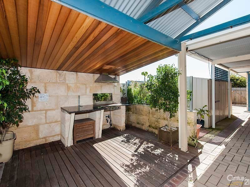 4 Eucalypt Close, Singleton WA 6175