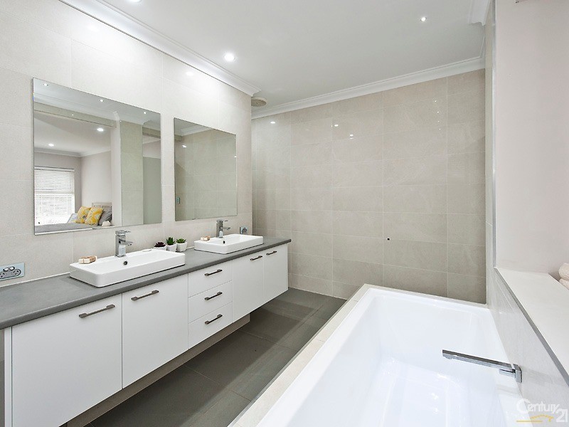 76 Caspian Drive, Wannanup WA 6210