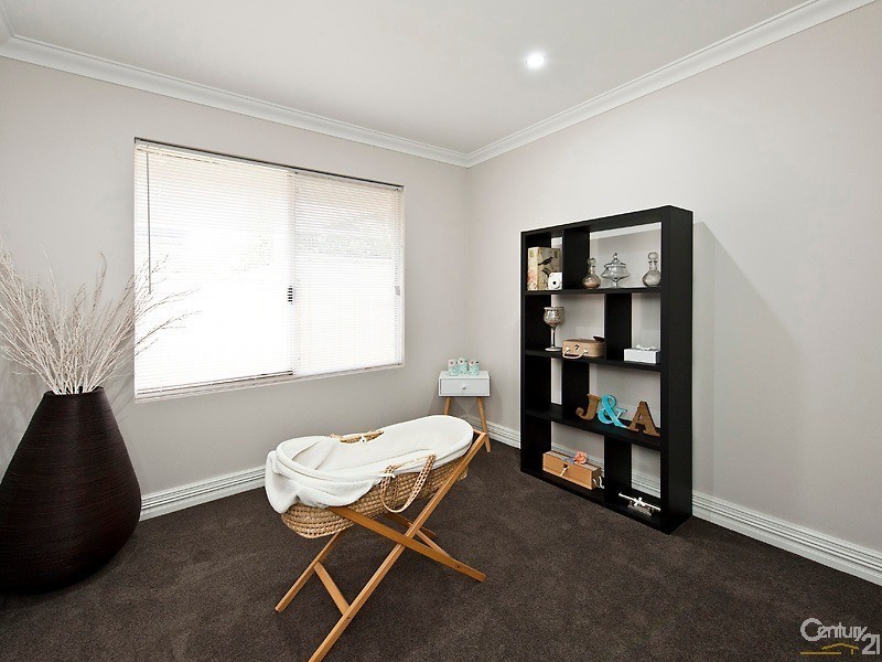 76 Caspian Drive, Wannanup WA 6210