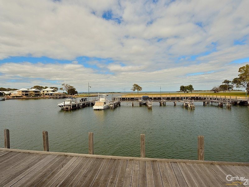 2/40 Marina Quay Drive, Erskine WA 6210