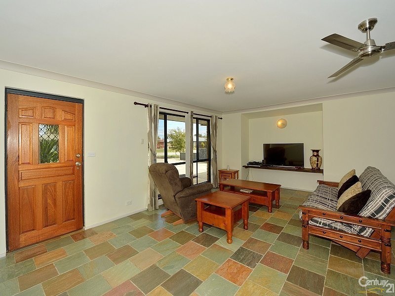 27 Bight Reefs Road, Singleton WA 6175