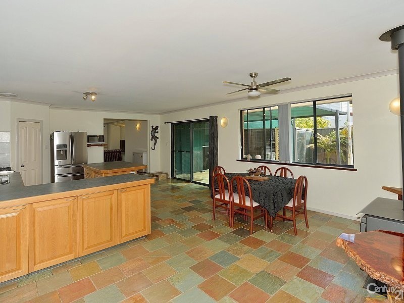 27 Bight Reefs Road, Singleton WA 6175