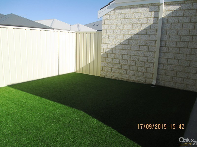 46 Eleanore Drive, Madora Bay WA 6210