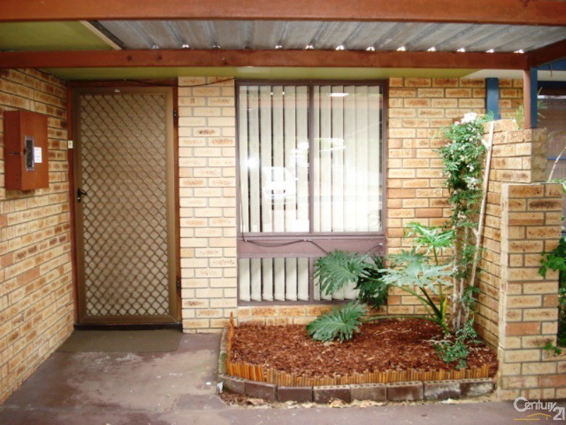 1/32 Hackett Street, Mandurah WA 6210