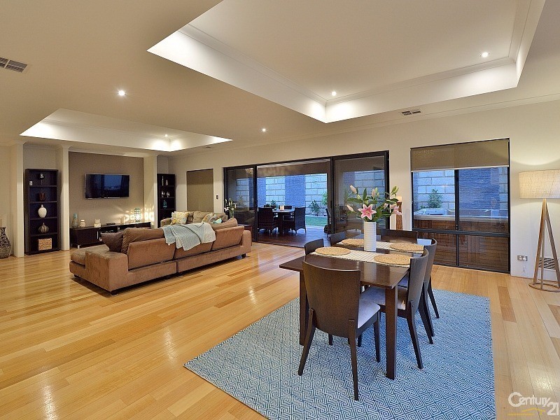 6 Twilight Ridge, Secret Harbour WA 6173