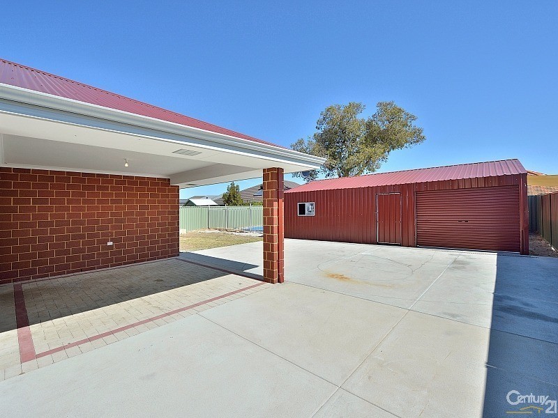 21 Bibbulmun Meander, Ravenswood WA 6208