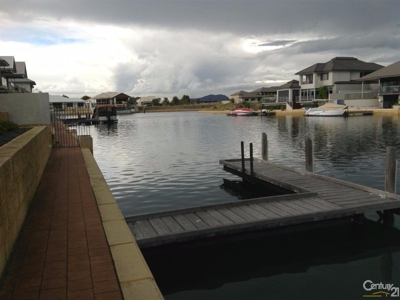 14 Trade Winds Retreat, Dudley Park WA 6210