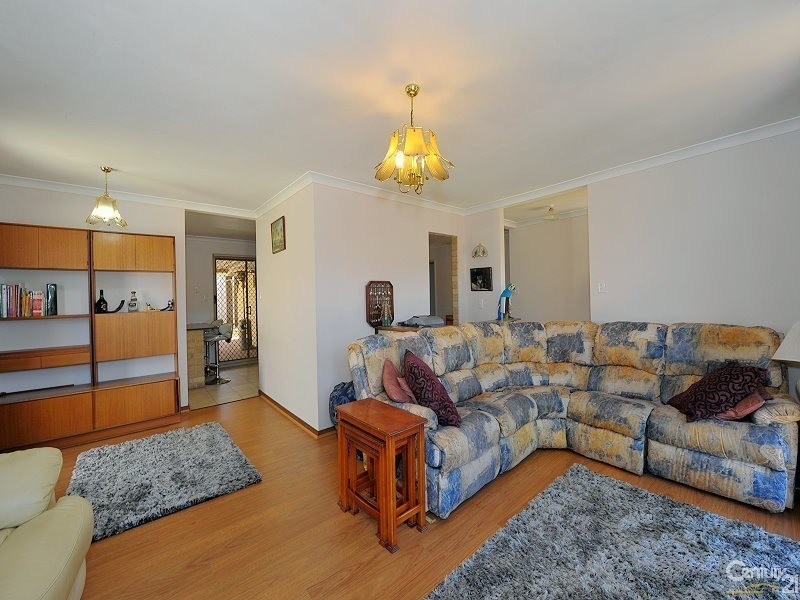 30 Angalore Road, Madora Bay WA 6210