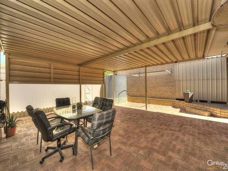 30 Angalore Road, Madora Bay WA 6210