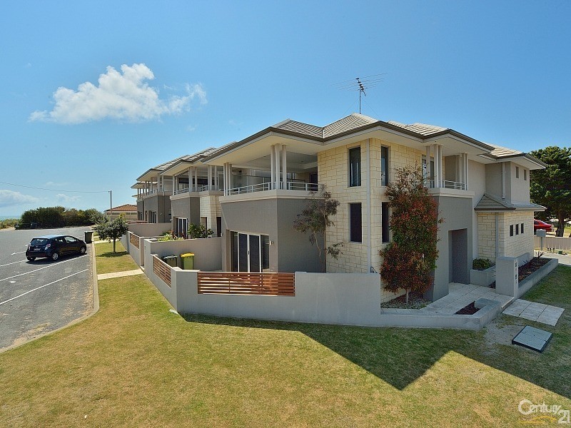 4/100 Ormsby Tce, Mandurah WA 6210