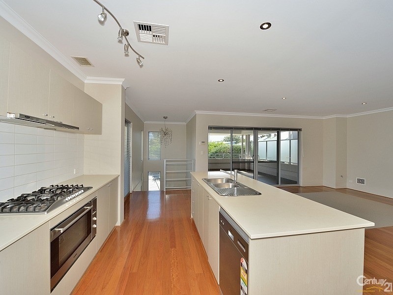 4/100 Ormsby Tce, Mandurah WA 6210