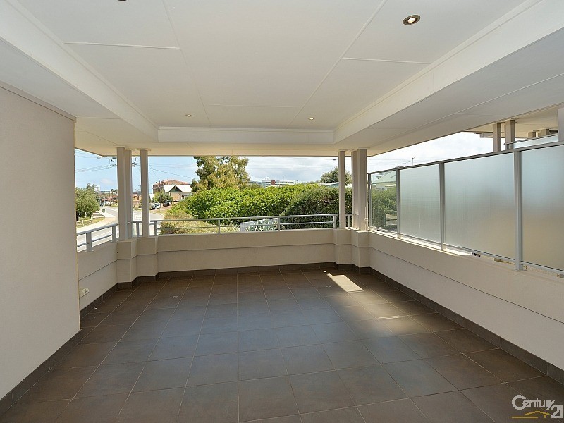 4/100 Ormsby Tce, Mandurah WA 6210