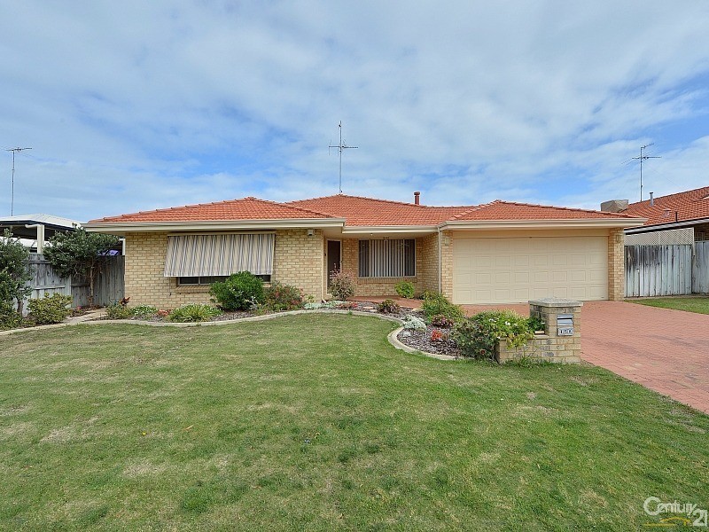 158 Peelwood Parade, Halls Head WA 6210