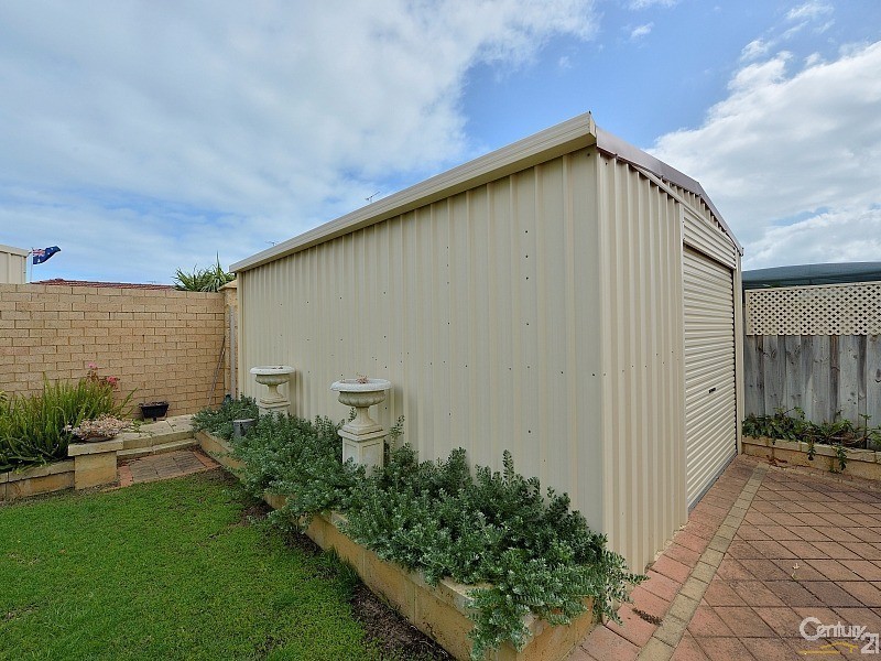 158 Peelwood Parade, Halls Head WA 6210