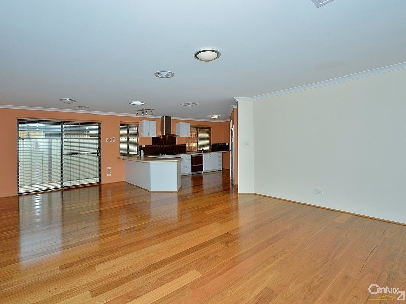 12 Eglinton Terrace, Dudley Park WA 6210