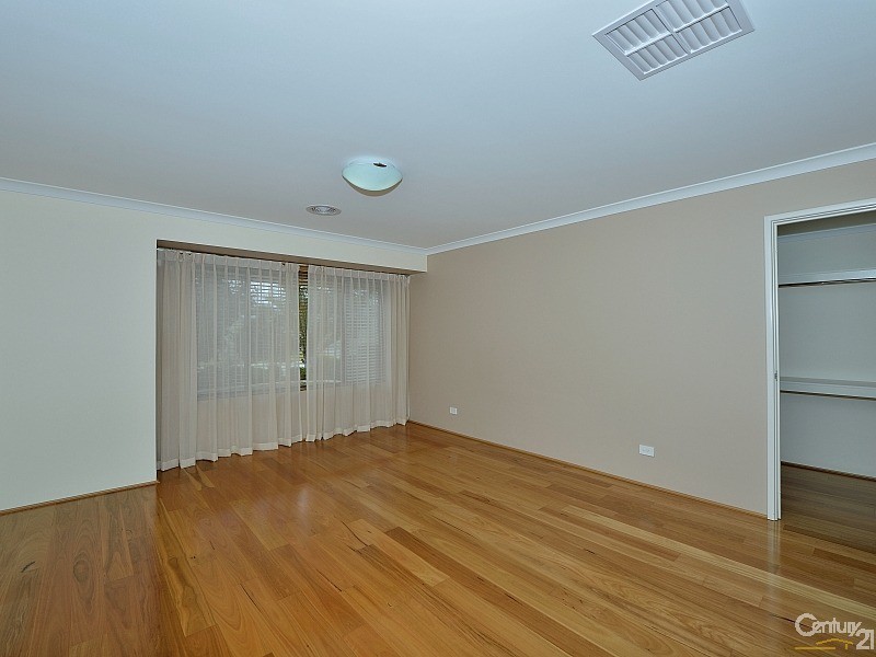 12 Eglinton Terrace, Dudley Park WA 6210